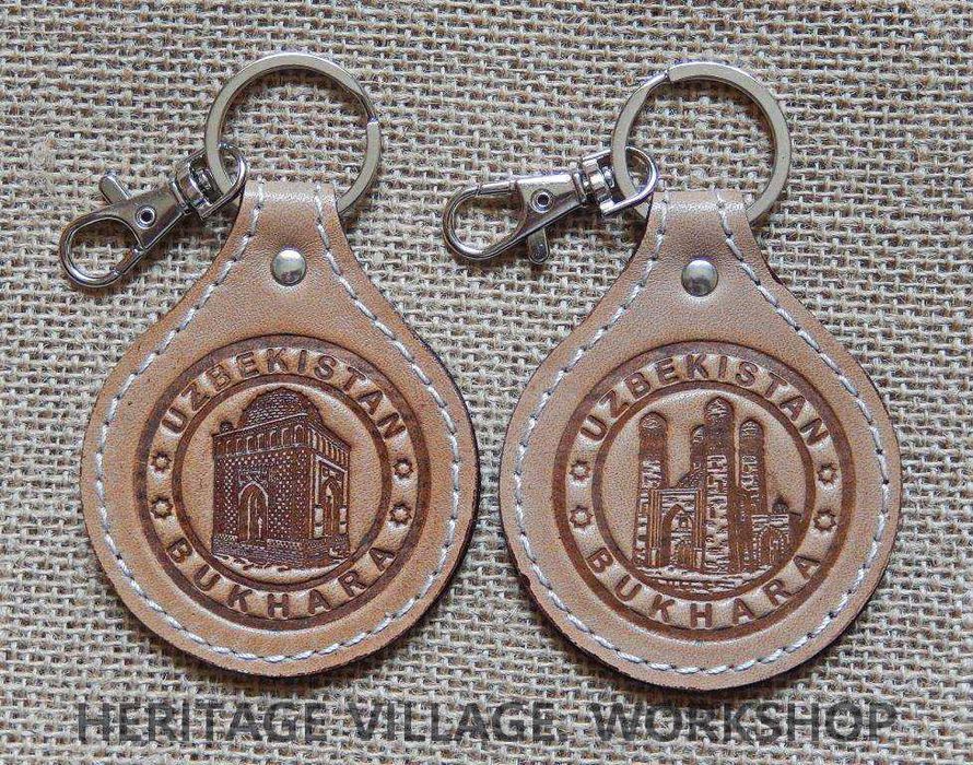 Кожаные  сувенирные  брелки из   серии "Uzbekistan".