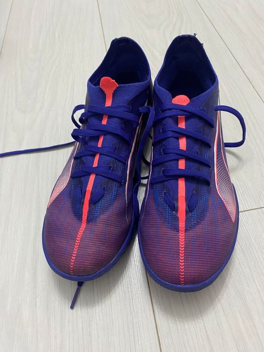 Кроссовки сороконожки