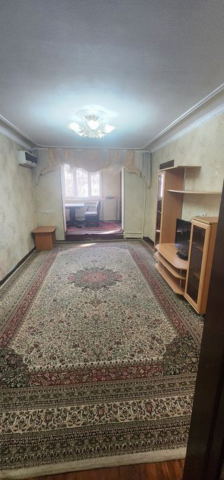 Адрес г Ташкент Яккасарой район улица Ш Руставели кирпичный дом 3этаж