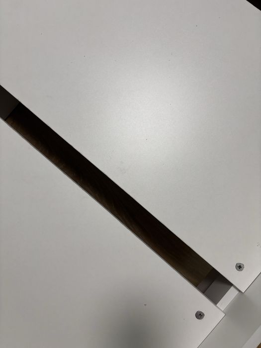 продам белую КРОВАТЬ и матрас