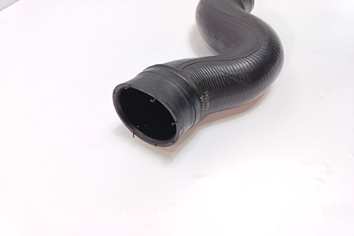 Furtun intercooler 55559940 Opel Astra H (facelift)