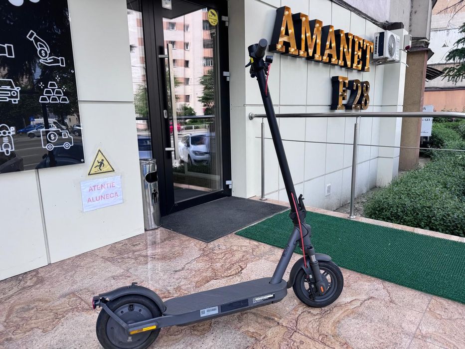 Amanet F28 :Trotineta electrica pliabila  Scooter Elite (N)