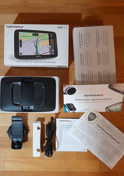GPS Навигация TOM TOM VIA 62 чисто нова голям екран , блутут подробна карта на България и Европа