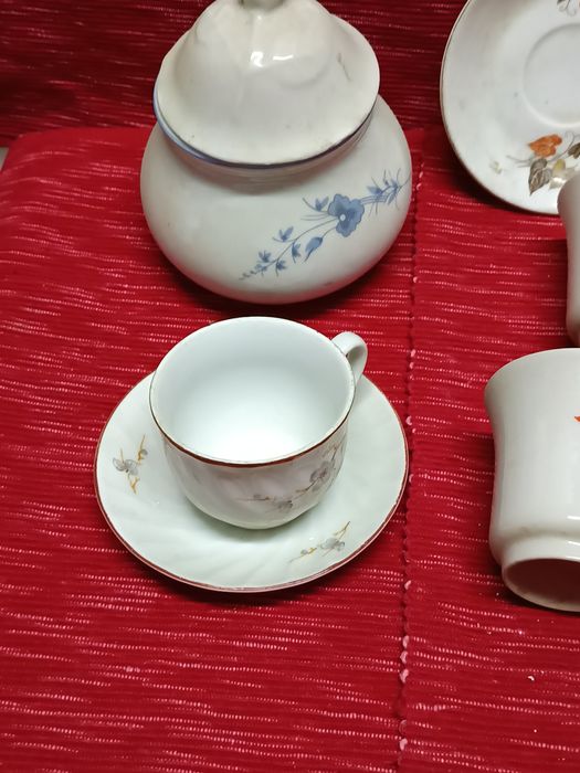 Лот Стар Български порцелан Китка