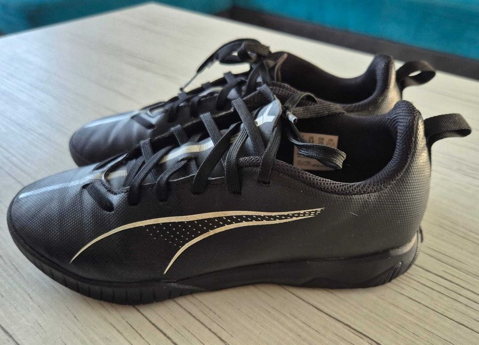 Ghete fotbal Puma Ultra 5 play 35