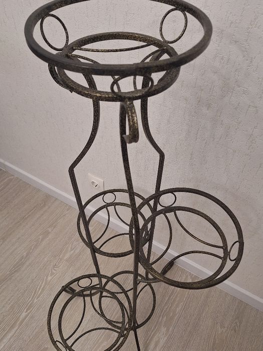 Подставка для цветов