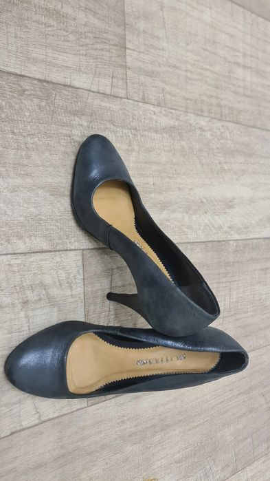 Туфли  серые 33 размер