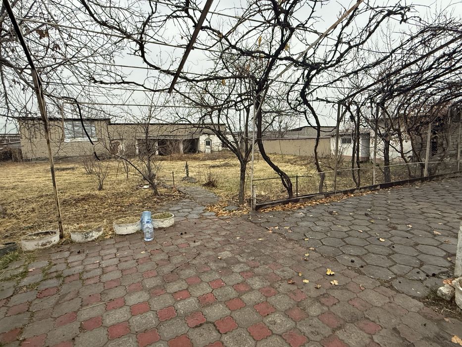 Уй сотилади 18 сотик