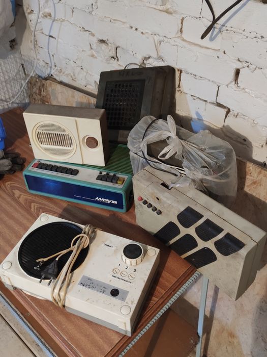 Динамики, сетки, магниты, колонки