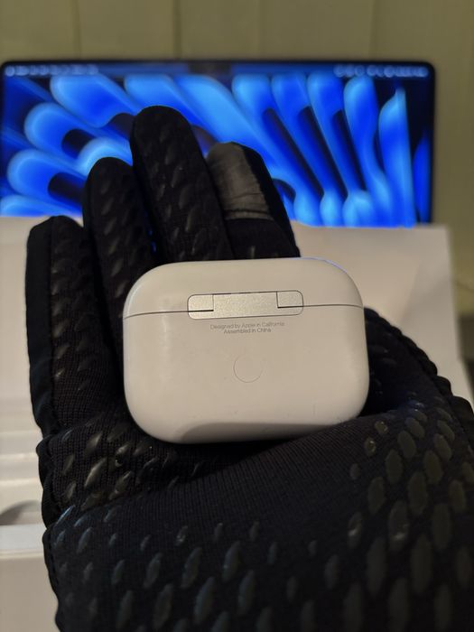 Apple AirPods Pro (2nd Generation) – чисто нови