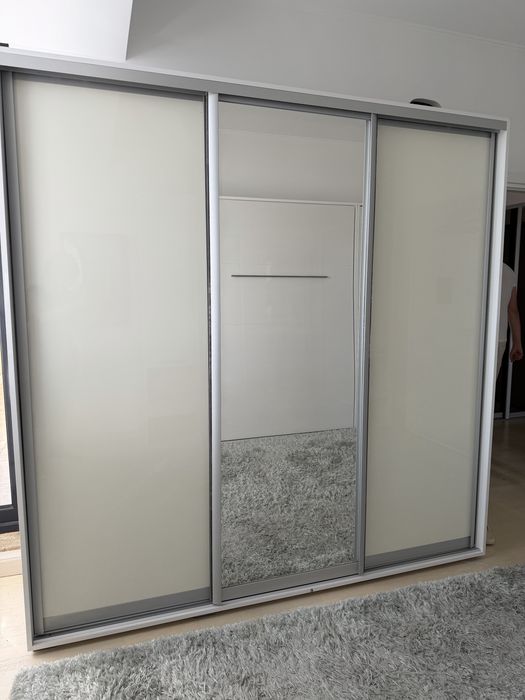 Dulap/dressing usi culisante