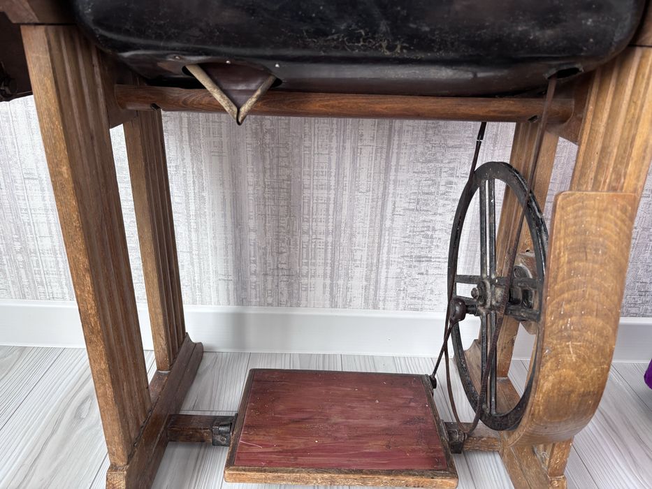 Швейная машина рабочая