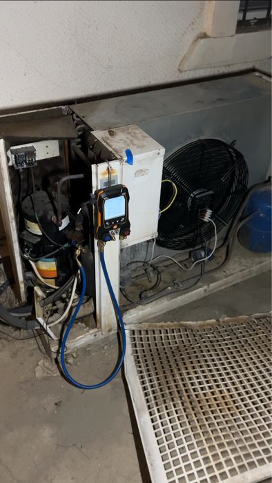 Ремонт холодильников морозильных камер