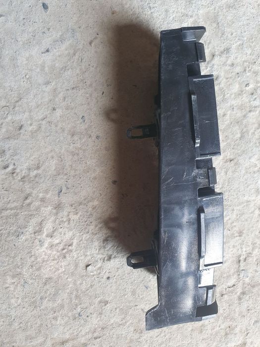 Кронштейн заднего бампера брикет для Byd song plus