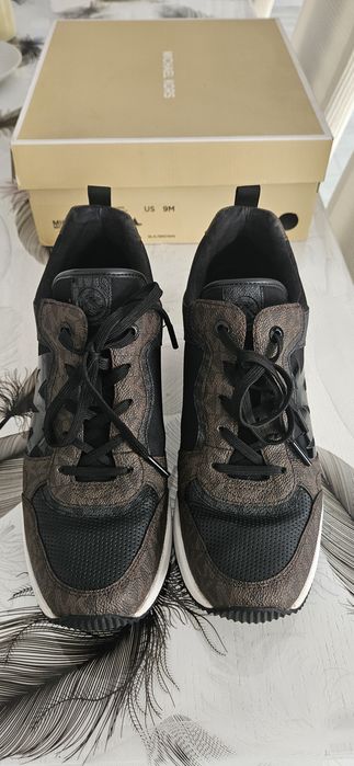 Sneakersi Michael Kors