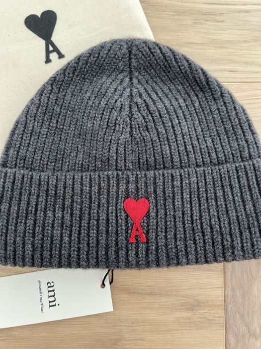 Шапочка Ami, 100% шерсть