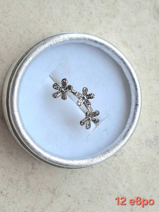 Нежен сребърен пръстен