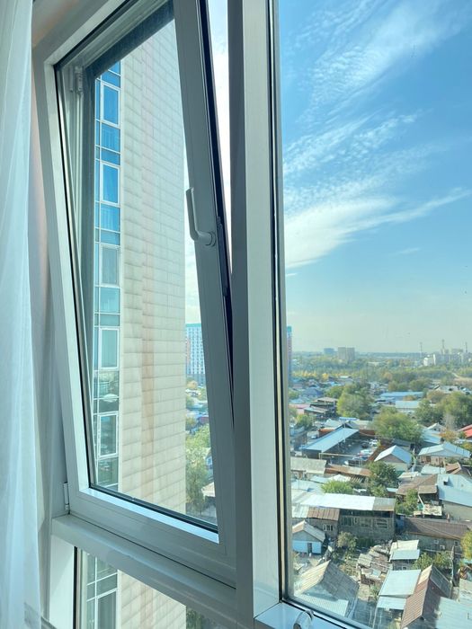 Маскитные сетки,ремонт окон замена уплотнителя.