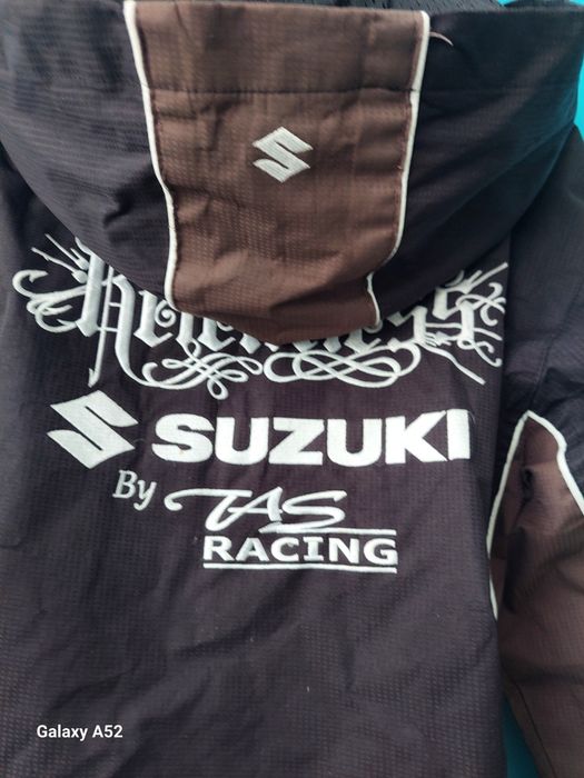 Непромокаемо, брандирано яке