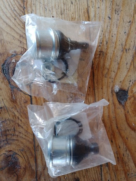 Vând set pivoti ATV CF Moto