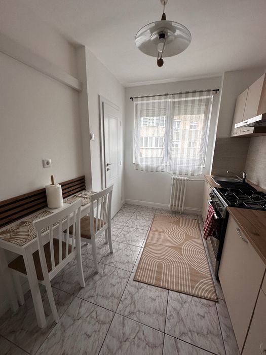PRIMA INCHIRIERE ! 3 Camere , complet renovat!