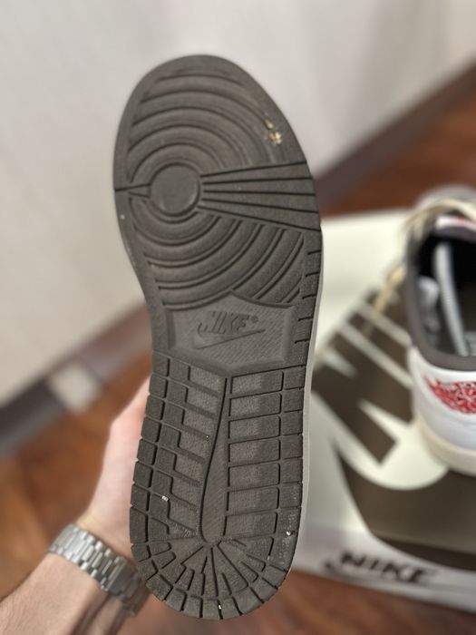 Nike x Travis Scott Air Jordan 1 Low reverse mocha