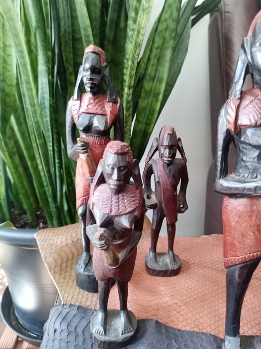 Африкански дървени статуетки 5бр.