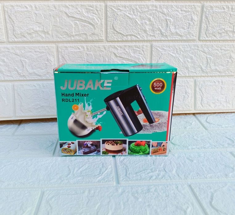 Миксер с двумя насадками