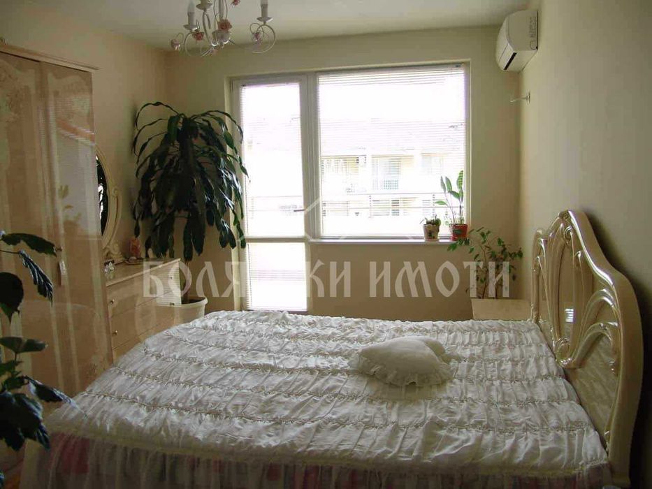 Дава се под наем Тристаен апартамент в Велико Търново, Колю Фичето - 75 кв.м за 448.8 € - Снимка #3