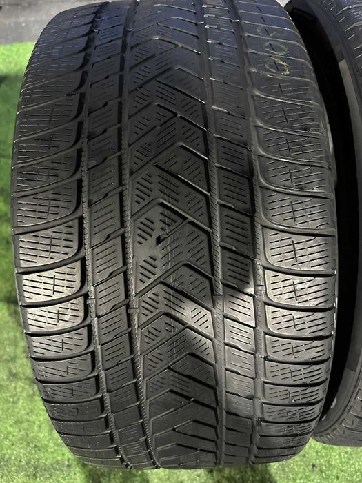 Anvelope iarnă 325/35/22 Pirelli