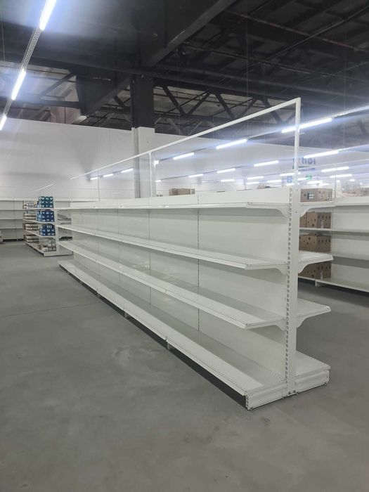 Rafturi metalice pentru  magazin