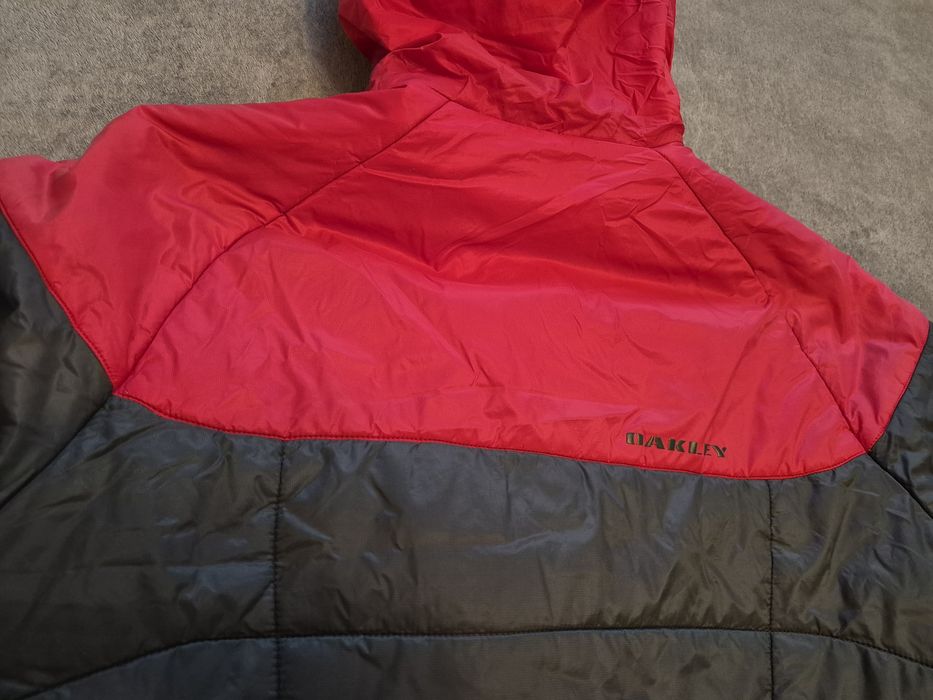 Geaca Oakley Primaloft Beltline PL