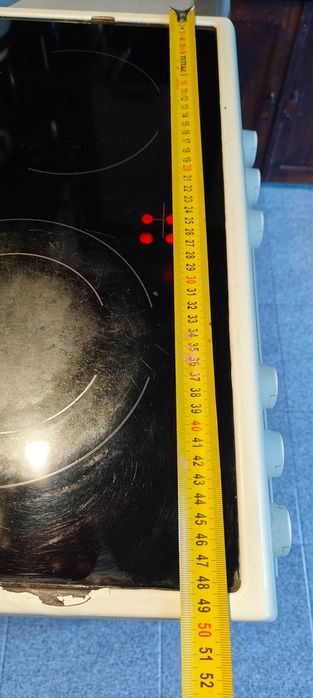 печка Electrolux с индукционен плот