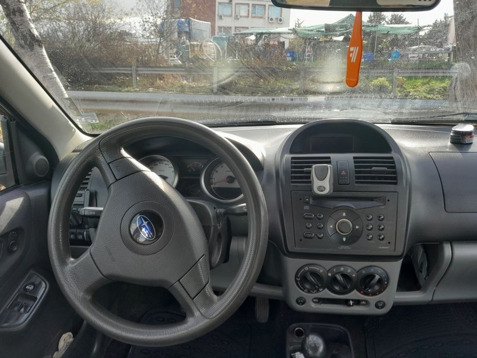 Продавам Субаро Джъсти4×4 1.5 2004 газ бензин