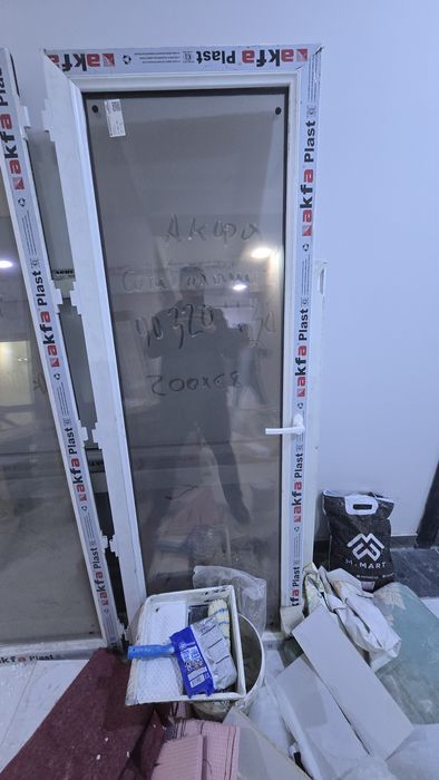 2 ta akfa eshik sotiladi narxini kelishamiz,