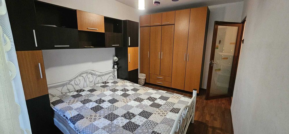 Inchiriez apartament 2 cam dec. metrou Brancoveanu