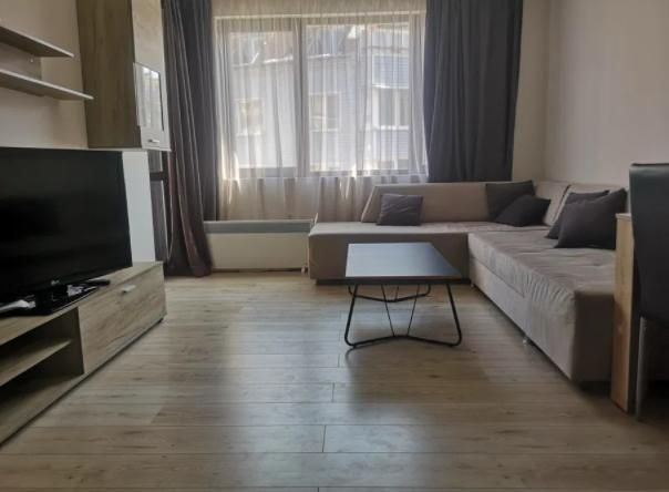 Двустаен апартамент под наем в ж.к. Витоша, 2136609