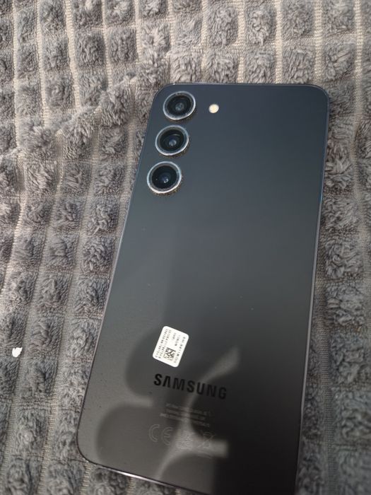 Iphone          .samsung s 23