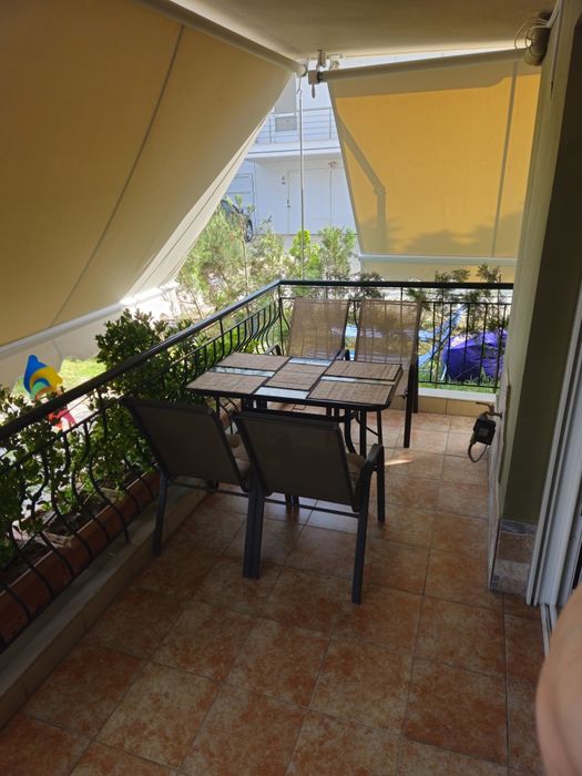 Паралия Офринио ТРИСТАЕН апартамент с две тераси и двор .