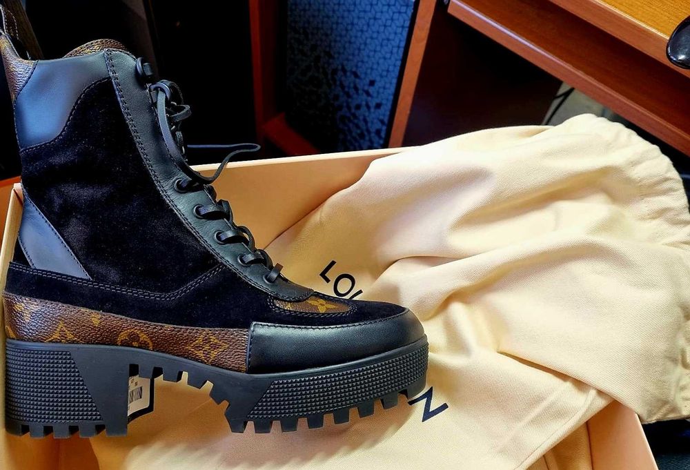 Louis Vitton BOOTS