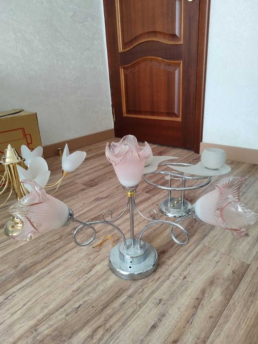 Люстры б\у, хорошее состояние.