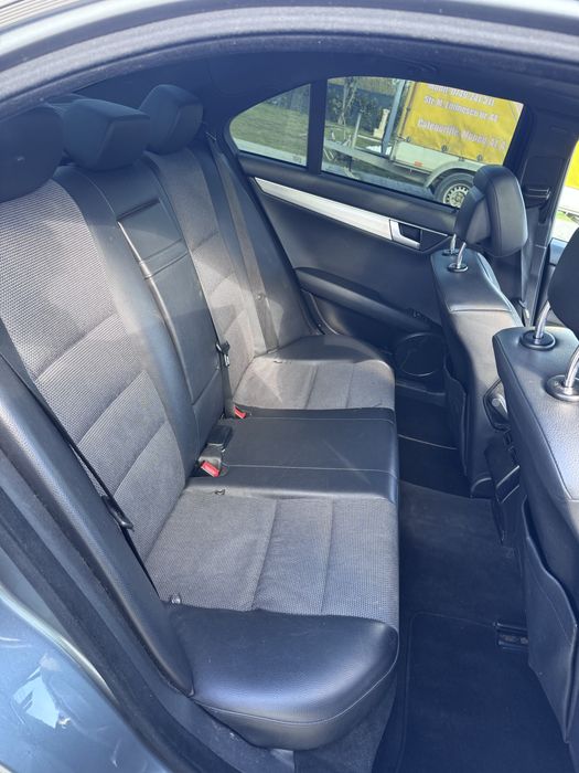 Dezmembrez Mercedes C w204 C250