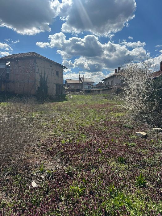 Продава се Парцел в Долна баня - 760 кв.м за 31 €/кв.м - Снимка #1