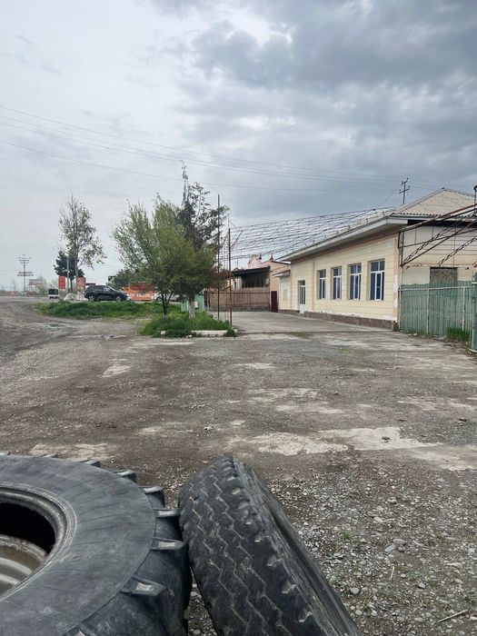 Nazar qoshlogʻida, M39 trassa yonidagi TIJORAT JOYI sotiladi!