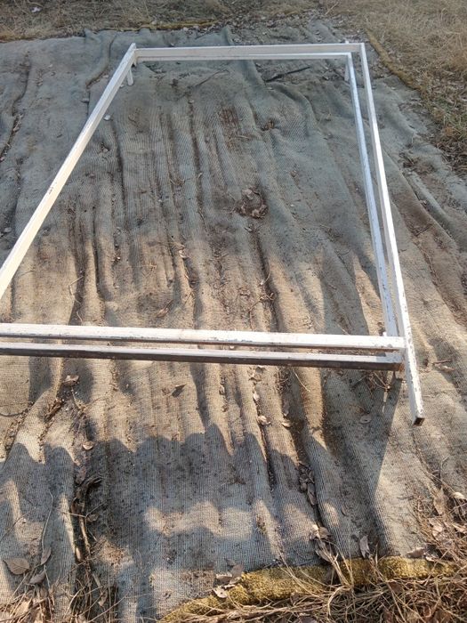 Продам железный столы