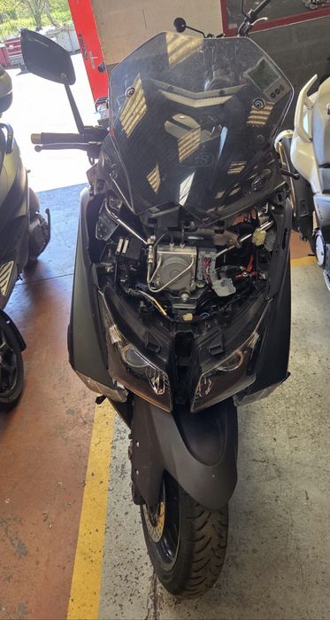 Yamaha T-max 530 на части