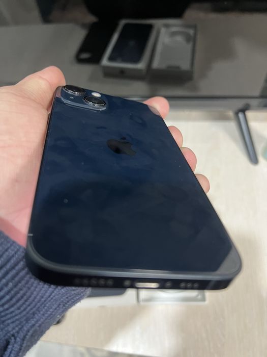 Продам айфон 13 90акб