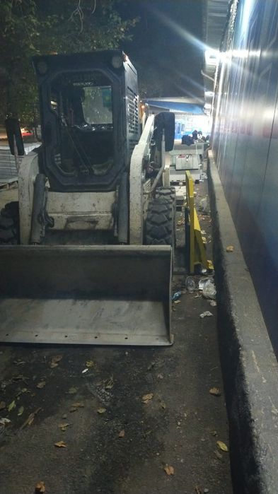 Мини погрузчик бобкат продам