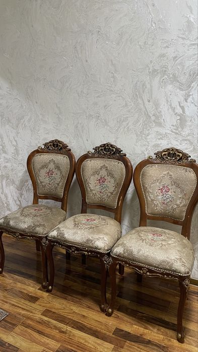 Продаются стулья