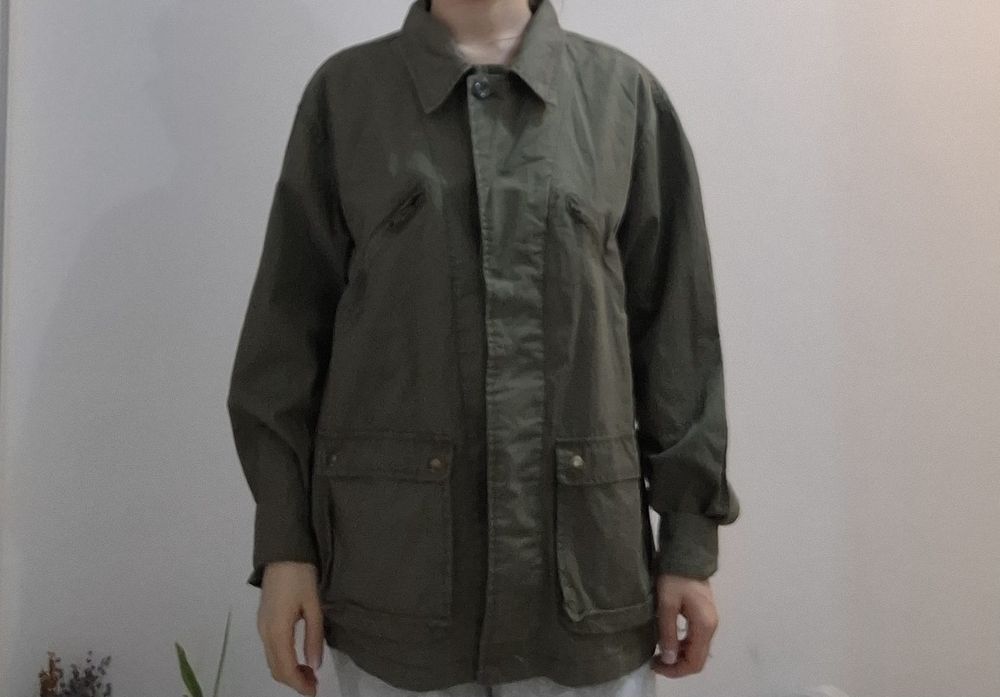 Parka kaki ,nou fara eticheta